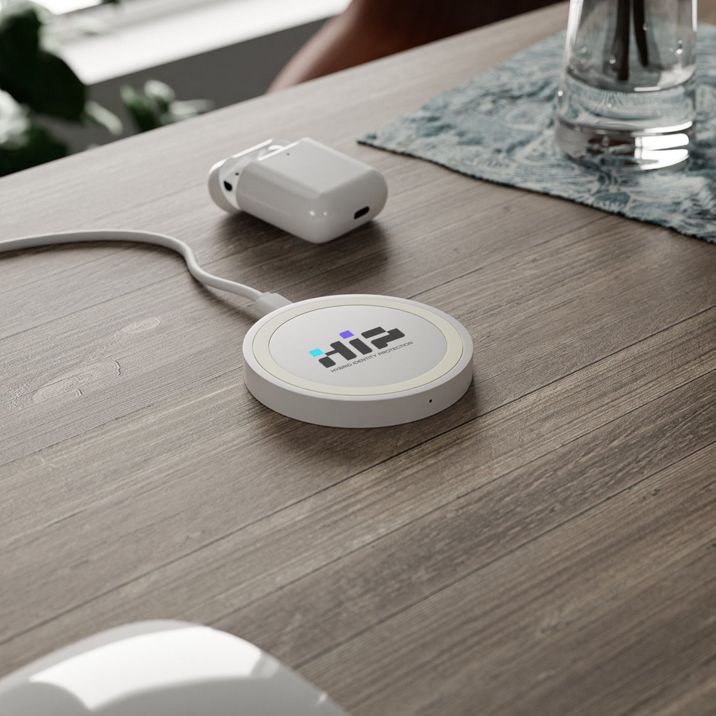Quake Wireless Charging Pad - HIP USA